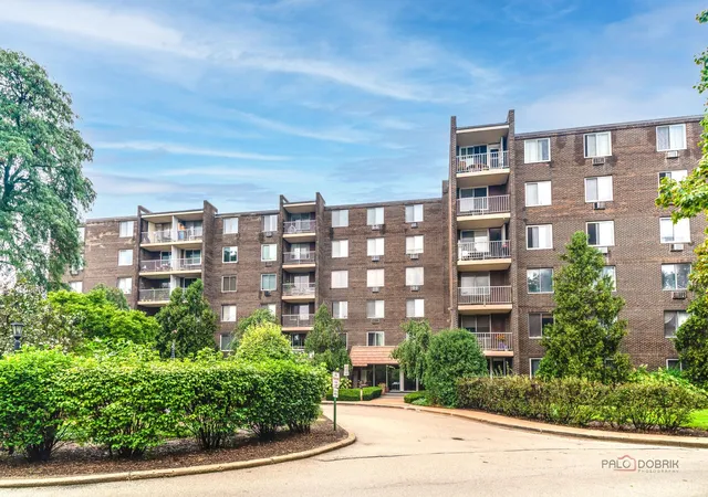 Photo 2 of Condo for sale at 225 S Rohlwing Rd #502, Palatine, IL 60074 | MLS# 12736055 | Listing updated on 2026-09-24