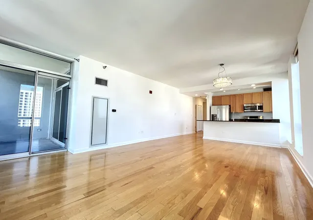 Photo 3 of Condo for sale at 1250 S Michigan Ave #1209, Chicago, IL 60605 | MLS# 12736200 | Listing updated on 2026-09-23