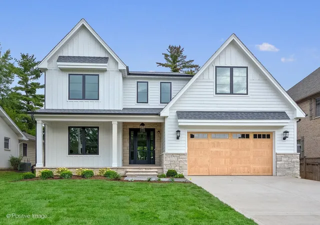 Photo 1 of Single family home for sale at 434 Traube Ave, Clarendon Hills, IL 60514 | MLS# 12736224 | Listing updated on 2026-09-24