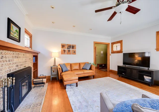 Photo 3 of Single family home for sale at 460 Lenox St, Oak Park, IL 60302 | MLS# 12736227 | Listing updated on 2026-09-22