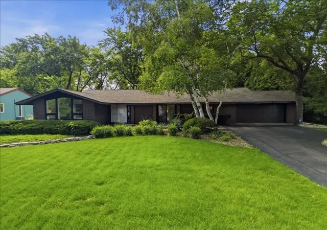Photo 1 of Single family home for sale at 1024 Eustace, Dixon, IL 61021 | MLS# 12736283 | Listing updated on 2026-09-24