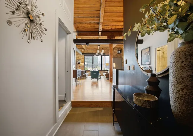 Photo 4 of Condo for sale at 407 N Elizabeth St #302, Chicago, IL 60642 | MLS# 12736315 | Listing updated on 2026-09-23