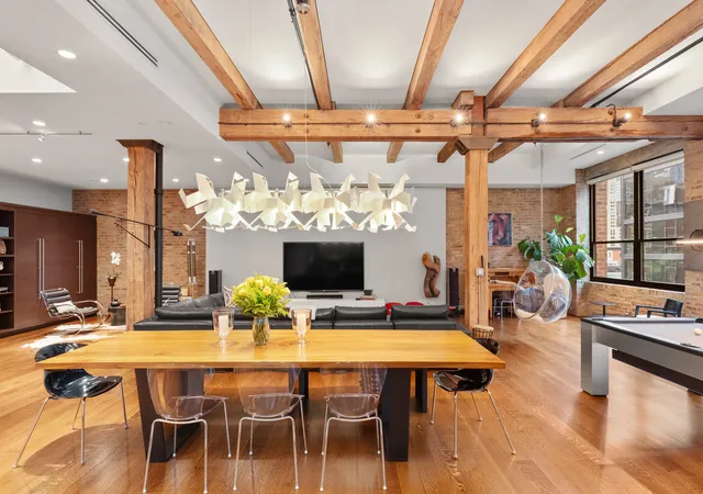 Photo 1 of Condo for sale at 152 W Huron St #4, Chicago, IL 60654 | MLS# 12736423 | Listing updated on 2026-09-23