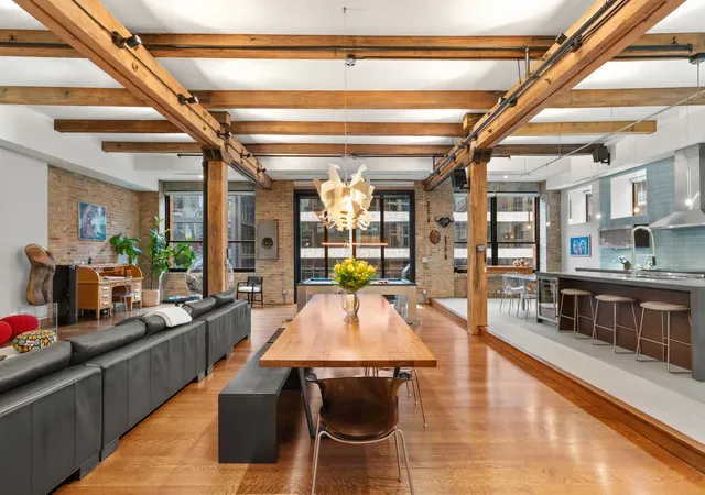 Photo 2 of Condo for sale at 152 W Huron St #4, Chicago, IL 60654 | MLS# 12736423 | Listing updated on 2026-09-23
