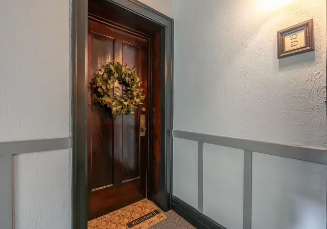 Photo 4 of Condo for sale at 821 Lake St #2S, Oak Park, IL 60301 | MLS# 12736437 | Listing updated on 2026-09-28