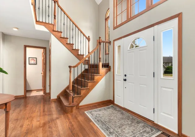Photo 2 of Single family home for sale at 1225 Willowcrest Ct, Aurora, IL 60504 | MLS# 12736470 | Listing updated on 2026-09-24