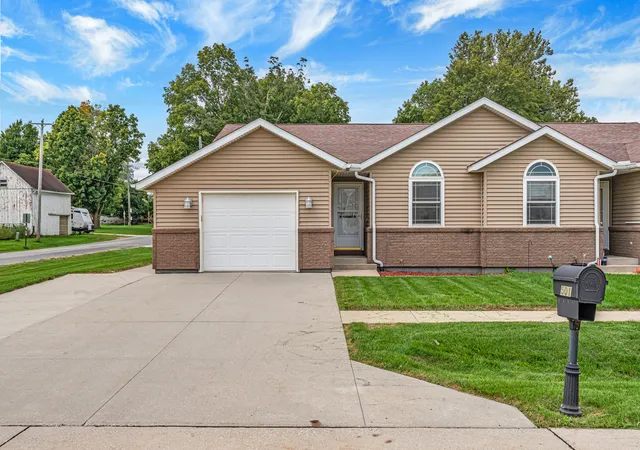 Photo 1 of Multi family home for sale at 501 Primrose Ln, Geneseo, IL 61254 | MLS# 12736626 | Listing updated on 2026-10-03