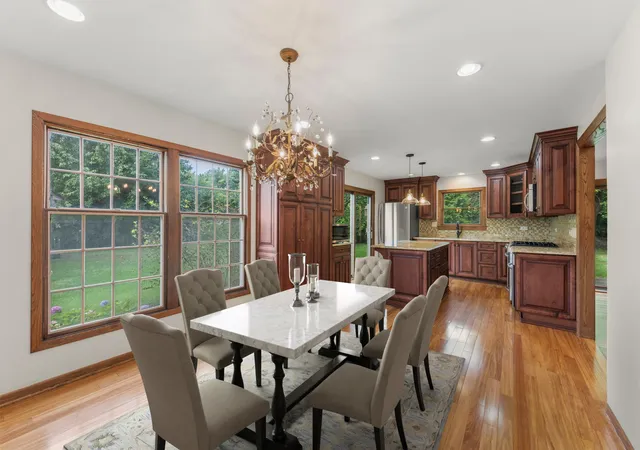 Photo 4 of Single family home for sale at 8 Keystone Ct, Bolingbrook, IL 60440 | MLS# 12736638 | Listing updated on 2026-10-07