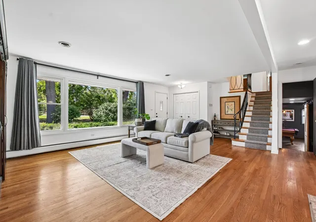 Photo 3 of Single family home for sale at 841 Bloomingdale Rd, Glen Ellyn, IL 60137 | MLS# 12736678 | Listing updated on 2026-10-07