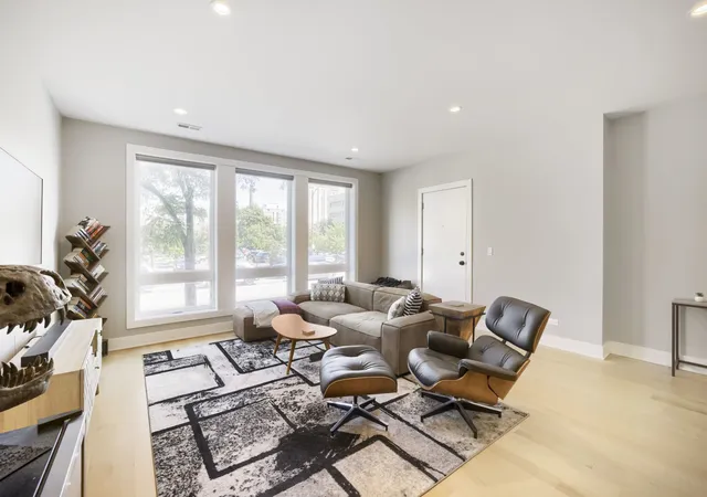 Listing Photo 4 - Condo for sale in building located at 1456 N Western Ave, Chicago, IL 60622 - Unit #1