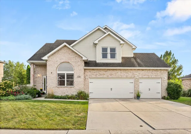 Photo 1 of Single family home for sale at 1716 Kingtree Dr, Morris, IL 60450 | MLS# 12736696 | Listing updated on 2026-09-27