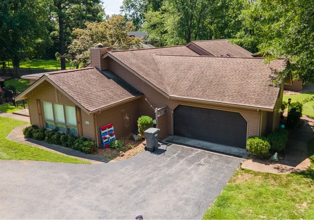 Photo 60 of Single family home for sale at 1109 Mockingbird Ln, Carterville, IL 62918 | MLS# 12736714 | Listing updated on 2026-09-06