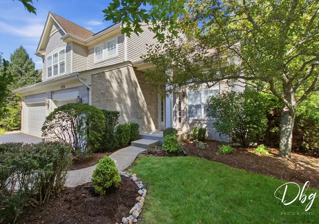Single family home for sale at 526 Middlebury Dr, Lake Villa, IL 60046 | MLS# 12736726