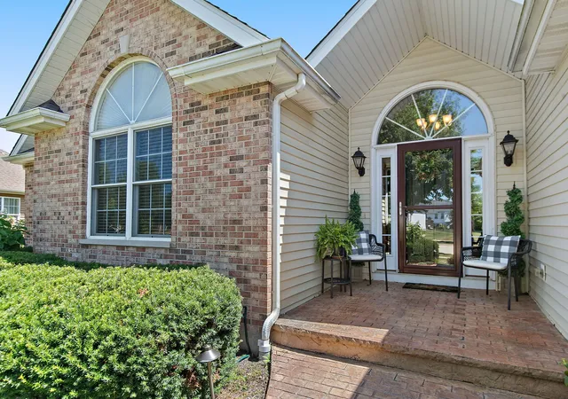 Photo 3 of Single family home for sale at 1426 Beach Ln, Sycamore, IL 60178 | MLS# 12736821 | Listing updated on 2026-10-06