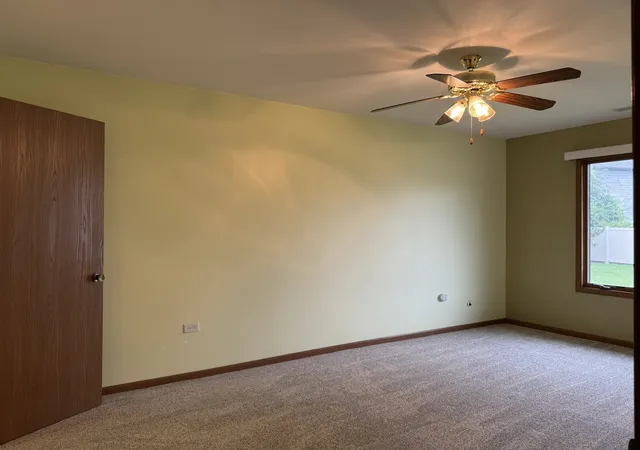 Listing Photo 5 - Condo for sale in building located at 2508 Par Four Ct, Joliet, IL 60436 - Unit #0