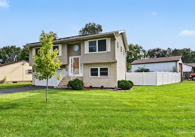 Photo 1 of Single family home for sale at 136 Augusta Rd, Oswego, IL 60543 | MLS# 12736832 | Listing updated on 2026-09-22