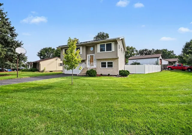 Photo 2 of Single family home for sale at 136 Augusta Rd, Oswego, IL 60543 | MLS# 12736832 | Listing updated on 2026-09-22