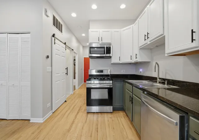 Photo 3 of Condo for sale at (Undisclosed), Chicago, IL 60622 | MLS# 12736879 | Listing updated on 2026-09-16