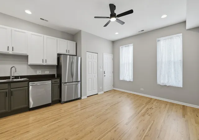 Photo 4 of Condo for sale at (Undisclosed), Chicago, IL 60622 | MLS# 12736879 | Listing updated on 2026-09-16