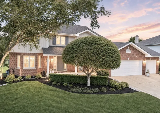 Photo 1 of Single family home for sale at 19612 Silverside Dr, Tinley Park, IL 60487 | MLS# 12736894 | Listing updated on 2026-09-20
