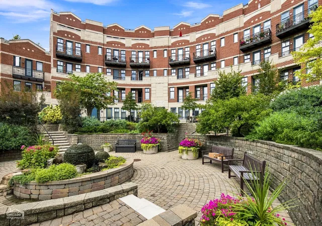 Photo 2 of Condo for sale at 7768 N Sheridan Rd #1, Chicago, IL 60626 | MLS# 12736918 | Listing updated on 2026-09-15