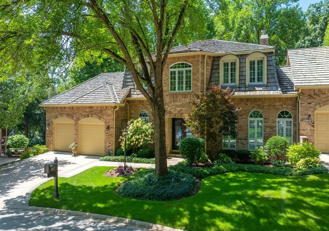Townhouse for sale at 467 Le Provence Cir, Naperville, IL 60540 | MLS# 12736932