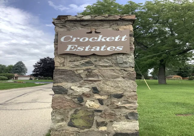 Photo 3 of Single family home for sale at 28575 W Valley Rd, Ingleside, IL 60041 | MLS# 12736962 | Listing updated on 2026-09-30
