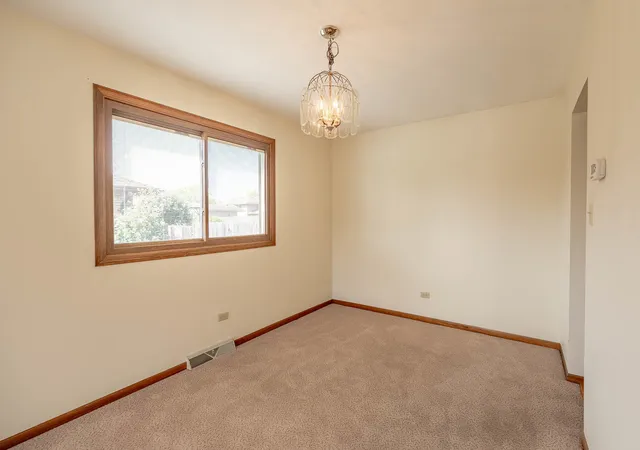 Photo 3 of Single family home for sale at 19250 Wentworth Ave, Lansing, IL 60438 | MLS# 12737059 | Listing updated on 2026-09-17