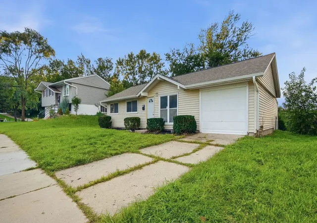 Photo 2 of Single family home for sale at 706 Halstead Ave, Romeoville, IL 60446 | MLS# 12737064 | Listing updated on 2026-09-14