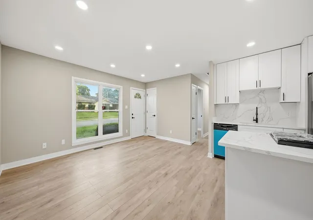 Photo 3 of Single family home for sale at 706 Halstead Ave, Romeoville, IL 60446 | MLS# 12737064 | Listing updated on 2026-09-14