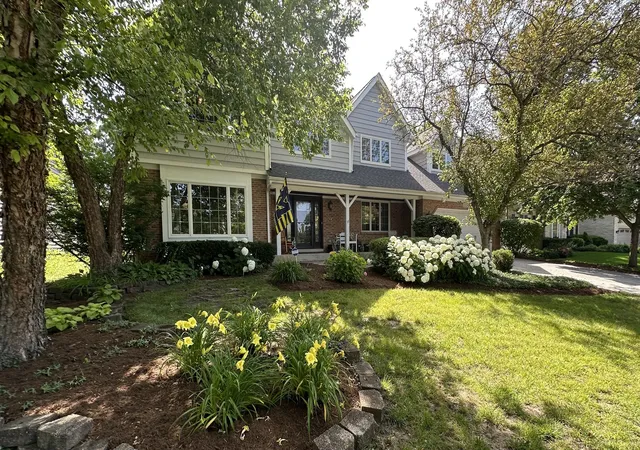 Photo 2 of Single family home for sale at 2324 Kalamazoo Dr, Naperville, IL 60565 | MLS# 12737115 | Listing updated on 2026-09-17