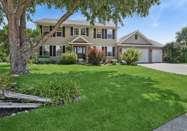 Photo 1 of Single family home for sale at 8955 Birdie Bnd, Belvidere, IL 61008 | MLS# 12737176 | Listing updated on 2026-10-06