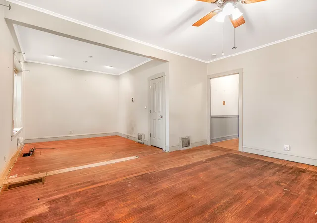 Photo 4 of Single family home for sale at 6118 W Grace St, Chicago, IL 60634 | MLS# 12737214 | Listing updated on 2026-09-11