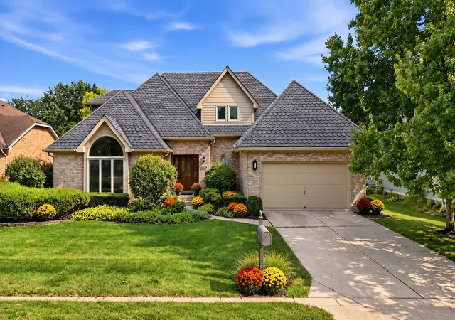 Photo 1 of Single family home for sale at 6183 Tyrnbury Dr, Lisle, IL 60532 | MLS# 12737235 | Listing updated on 2026-09-15