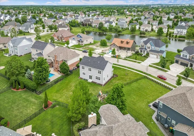 Photo 3 of Single family home for sale at 21350 Somerset St, Shorewood, IL 60404 | MLS# 12737305 | Listing updated on 2026-09-16