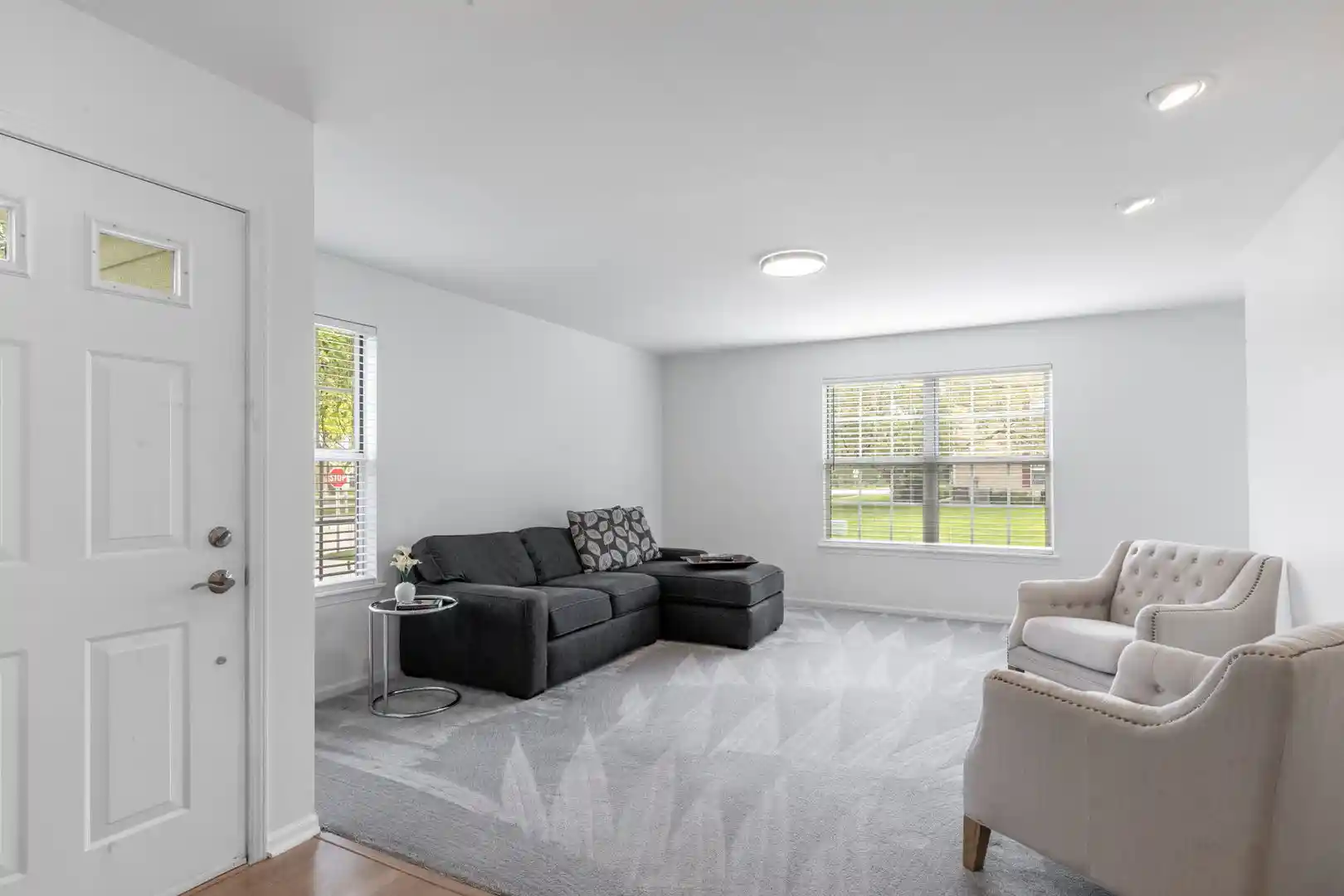 Listing Photo 2 - Condo for sale in 4 Taylor Ct located at 4 Taylor Ct, Streamwood, IL 60107 - Unit 4 Taylor Ct
