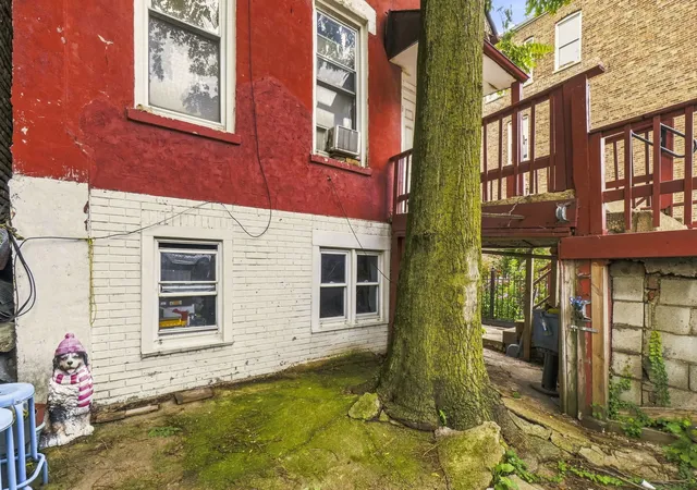 Photo 4 of Single family home for sale at 1426 W Cullerton St, Chicago, IL 60608 | MLS# 12737384 | Listing updated on 2026-10-08