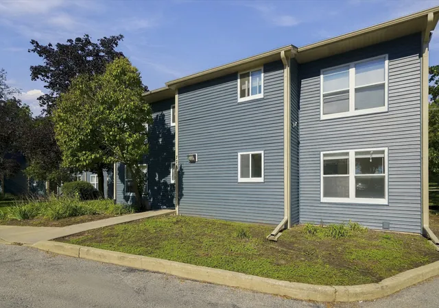Photo 1 of Condo for sale at 774 Terrace Ct #R, Elgin, IL 60120 | MLS# 12737418 | Listing updated on 2026-10-07