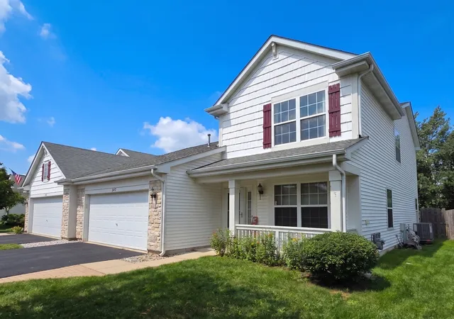 Listing Photo 1 - Condo for sale in building located at 500 Richard Brown Blvd, Volo, IL 60073