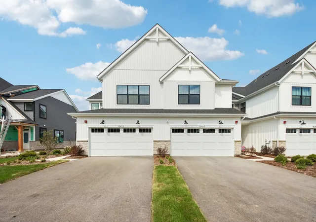 Photo 2 of Townhouse for sale at 15451 W Amelia Cir, Lockport, IL 60441 | MLS# 12737739 | Listing updated on 2026-09-14