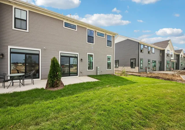 Photo 41 of Townhouse for sale at 15451 W Amelia Cir, Lockport, IL 60441 | MLS# 12737739 | Listing updated on 2026-09-14