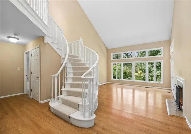 Photo 3 of Single family home for sale at 30 Brierfield Ct, Lake Bluff, IL 60044 | MLS# 12737761 | Listing updated on 2026-09-06