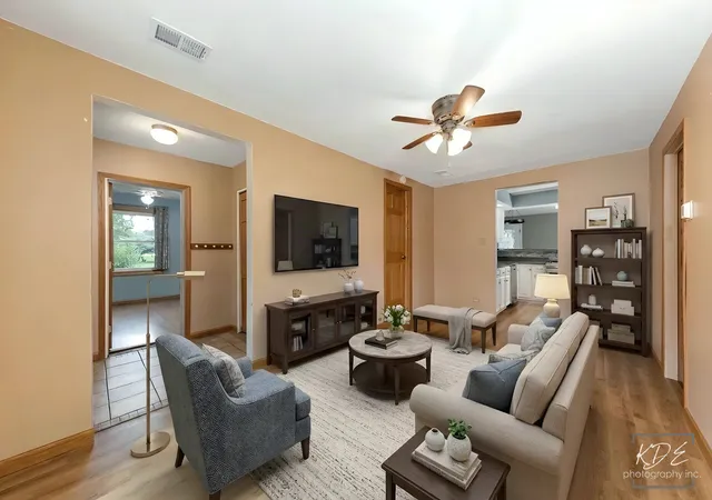 Photo 4 of Single family home for sale at 1912 Burlington Ave, Lisle, IL 60532 | MLS# 12737899 | Listing updated on 2026-09-21