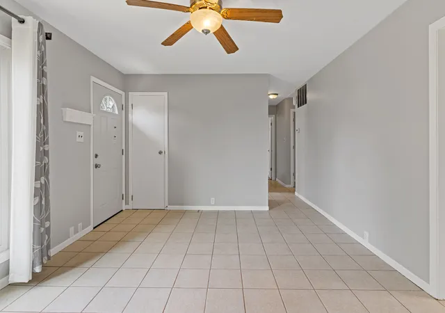 Photo 3 of Single family home for sale at 302 Healy Ave, Romeoville, IL 60446 | MLS# 12737918 | Listing updated on 2026-10-06