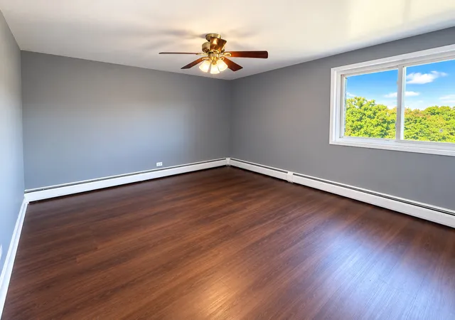 Photo 3 of Condo for sale at 5011 Valley Ln #501, Streamwood, IL 60107 | MLS# 12737935 | Listing updated on 2026-10-08