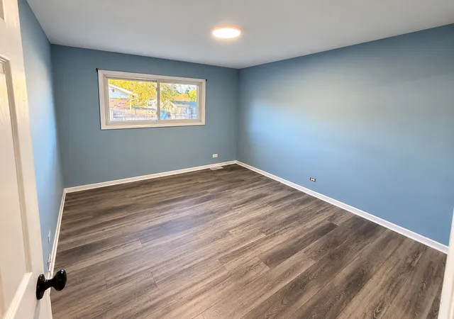 Photo 3 of Townhouse for sale at 1051 Ashton Ct #1051, Streamwood, IL 60107 | MLS# 12737936 | Listing updated on 2026-10-09