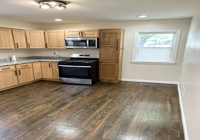 Photo 3 of Single family home for sale at 8434 S Luella Ave, Chicago, IL 60617 | MLS# 12737956 | Listing updated on 2026-09-14