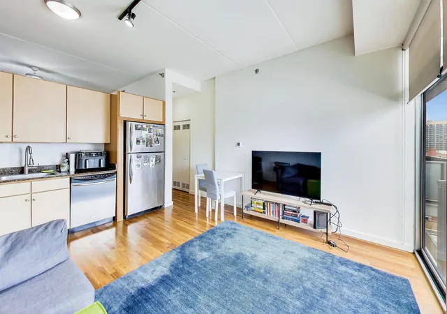 Photo 4 of Condo for sale at 630 N Franklin St #1013, Chicago, IL 60610 | MLS# 12738125 | Listing updated on 2026-10-05