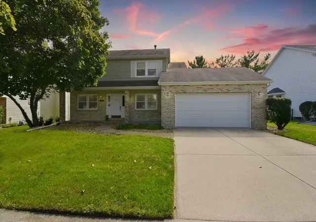 Photo 1 of Single family home for sale at 3007 Providence Dr, Bloomington, IL 61704 | MLS# 12738131 | Listing updated on 2026-10-02