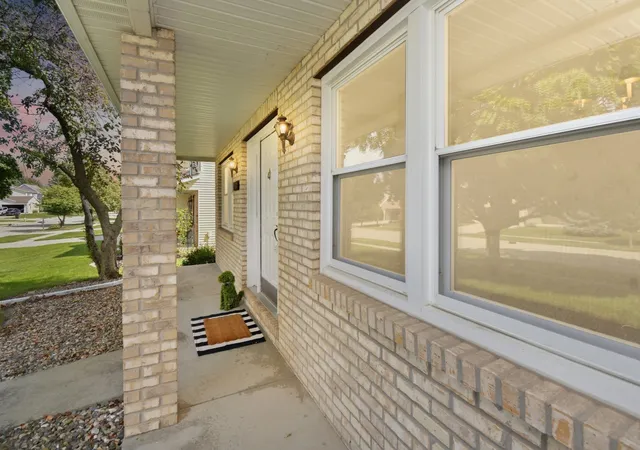 Photo 2 of Single family home for sale at 3007 Providence Dr, Bloomington, IL 61704 | MLS# 12738131 | Listing updated on 2026-10-02